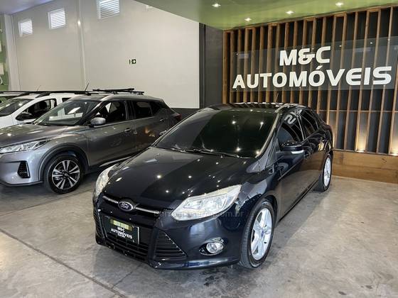FORD FOCUS 2.0 SE SEDAN 16V FLEX 4P POWERSHIFT